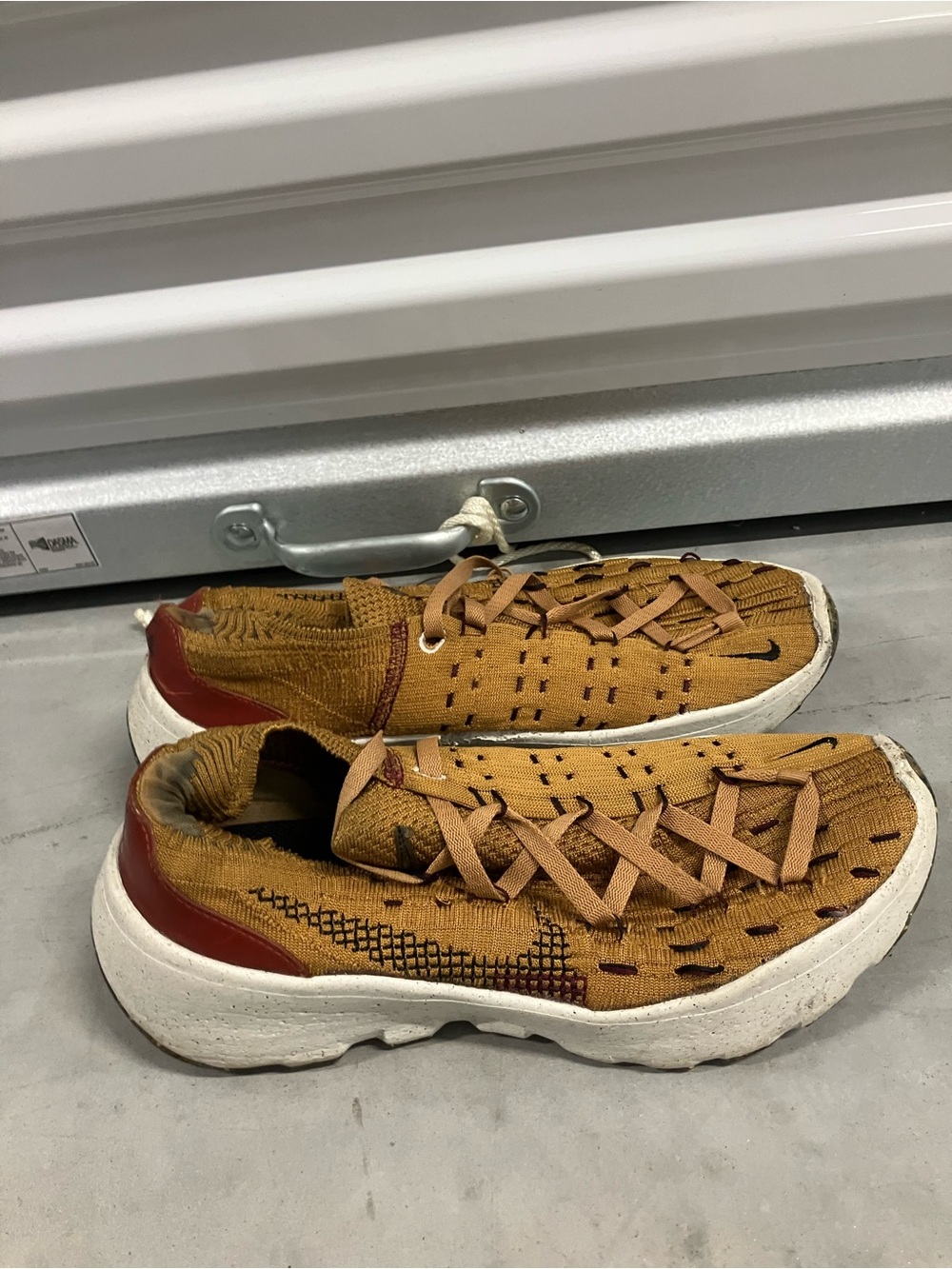NIKE Women’s Space Hippie 04 Sneaker - Wheat/ Black/ Dark Beetroot - Sz- 12